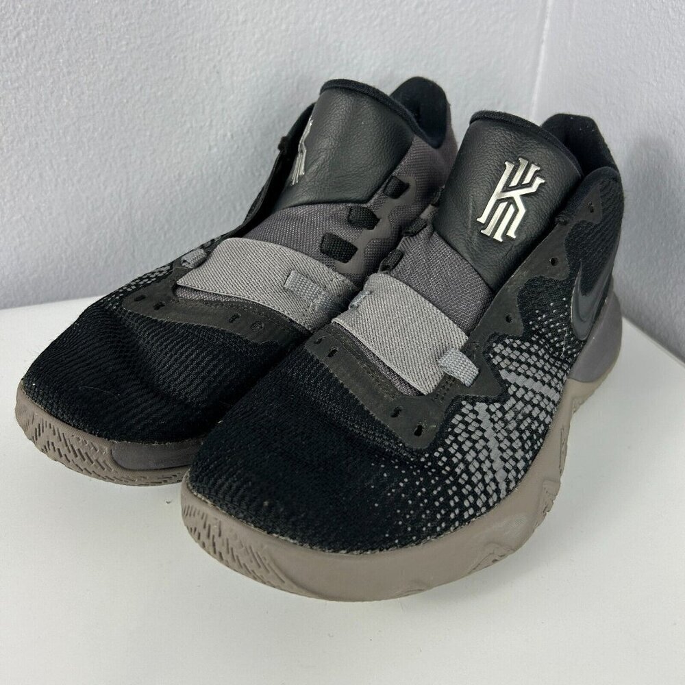 Nike Men's Kyrie Flytrap 'Black Thunder Grey' Size 7.5 US Sneakers